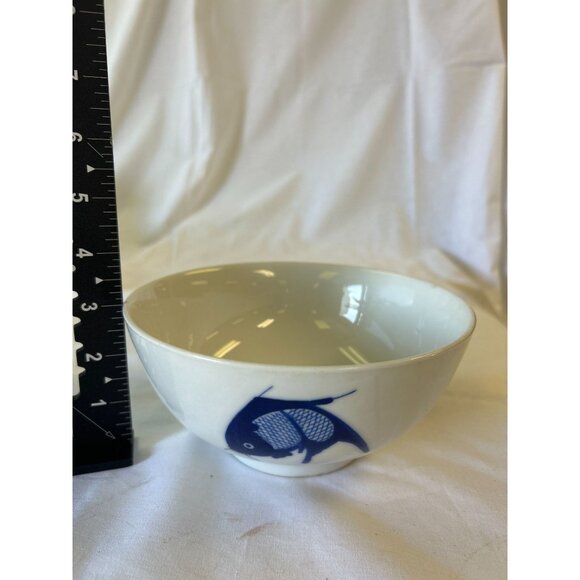 Vintage White Ceramic Bowl With Blue Koi Fish Design 5" Diameter - Picture 2 of 2